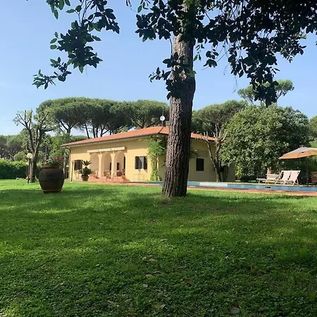 Pratoverde Con Piscina Villa *